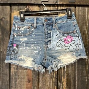 NWT American Eagle Vintage Hi‎ Rise Festival Shorts 4 Stretch Graphic Boho Denim
